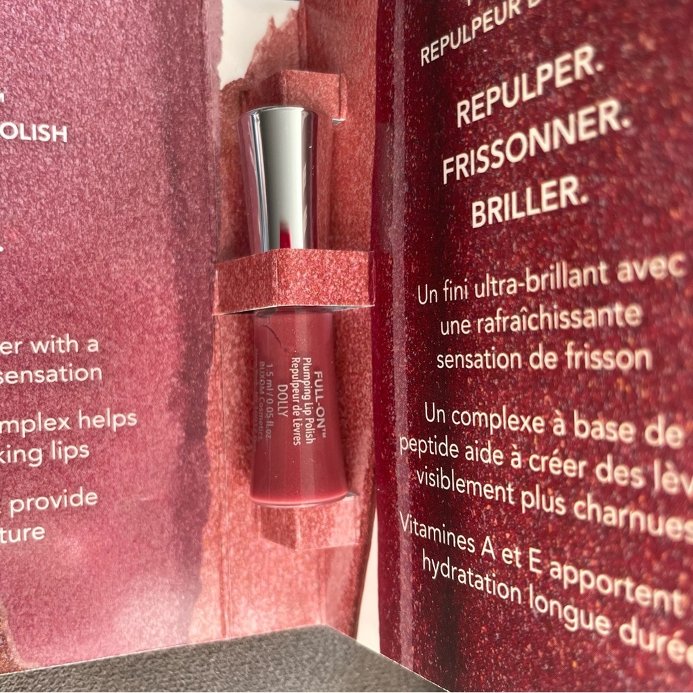 Makeup sample bundle - NARS, Charlotte Tillbury, Estée Lauder and more - Picture 5 of 6